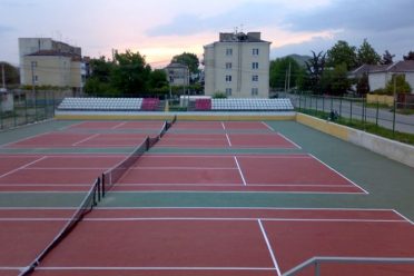 Tenis Kortu Yapan Firmalar