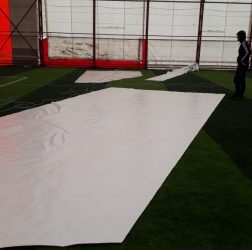 halı saha branda tamirat firması